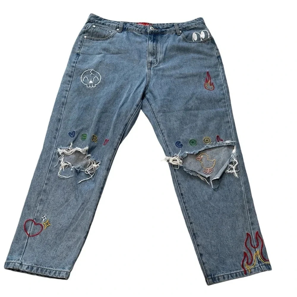 Very Cool Denim Jean Sz 36 Distressed Embroidered‎ Streetwear High Waist